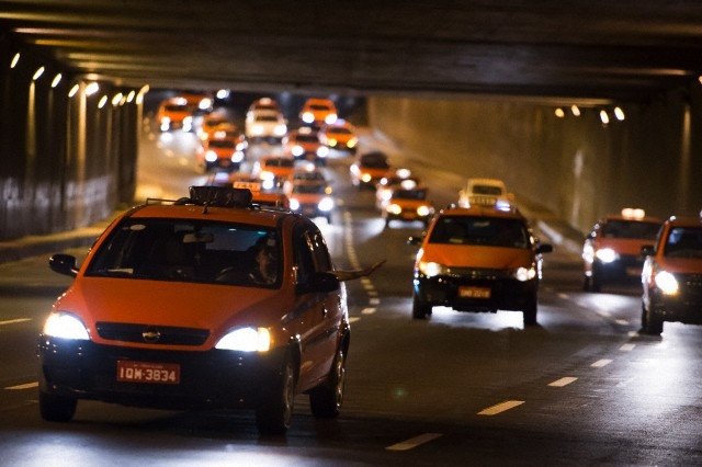  Corretora de seguros de automovéis